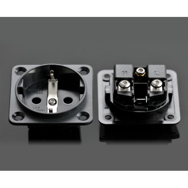 Gigawatt  G-040 Built-In Socket